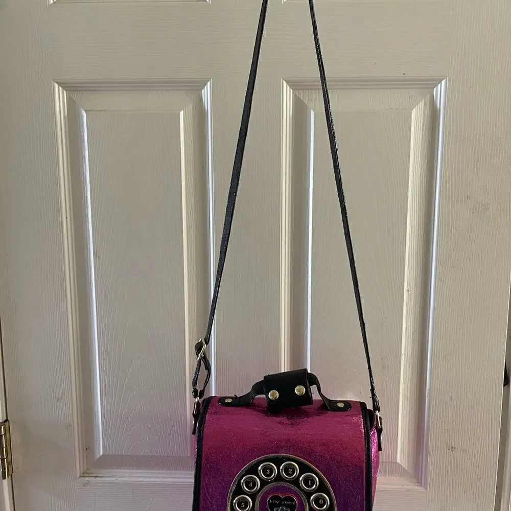Betsey Johnson metallic Fuchsia off the hook crossbody bag gold tone acc…